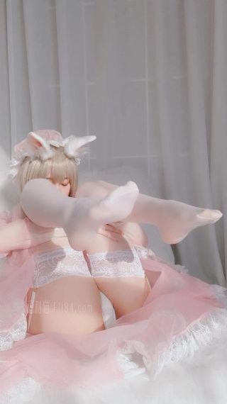 年轻的小姑子