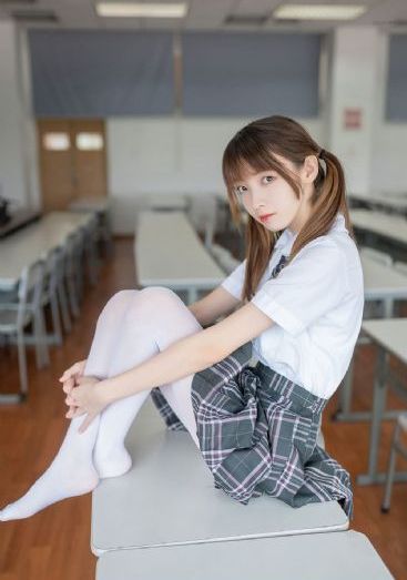 窥探在线观看