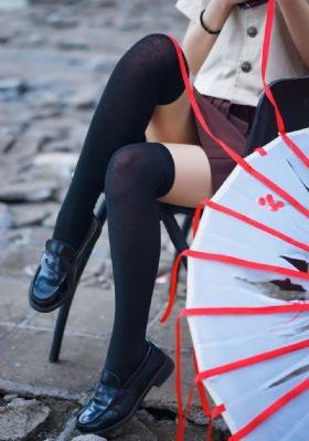 将界2第五集男女主亲热