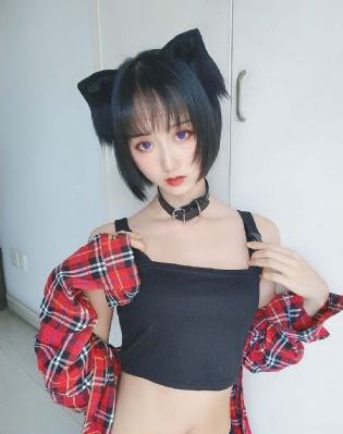 湿润的女人在线观看