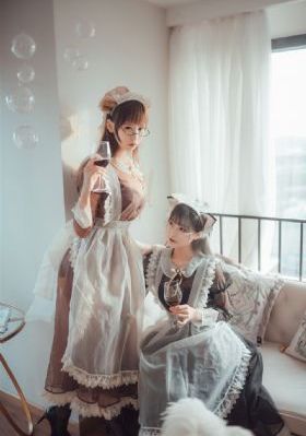 女女女女女女